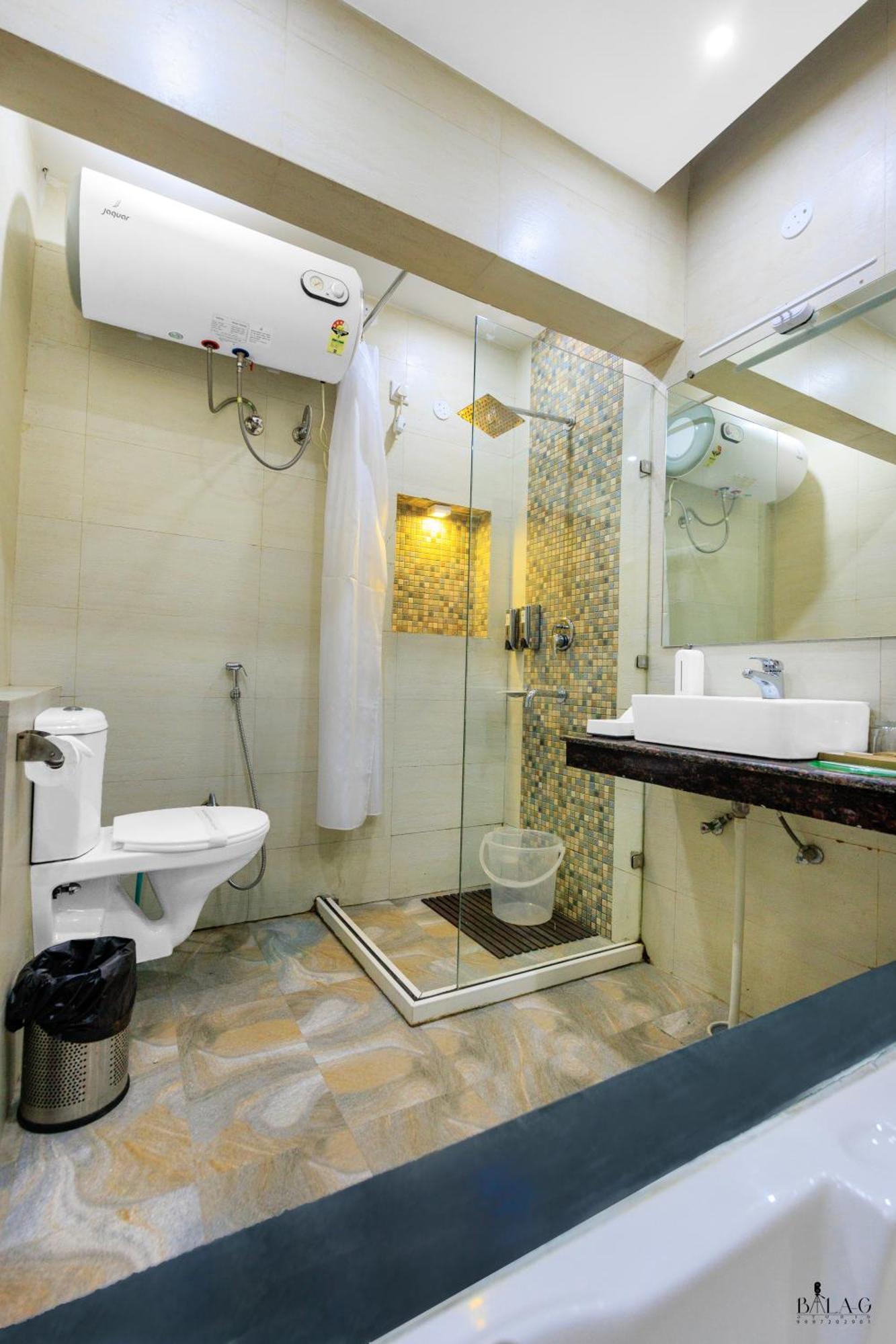 Veda5 Ayurveda & Yoga Retreat Hotel Risikés Kültér fotó