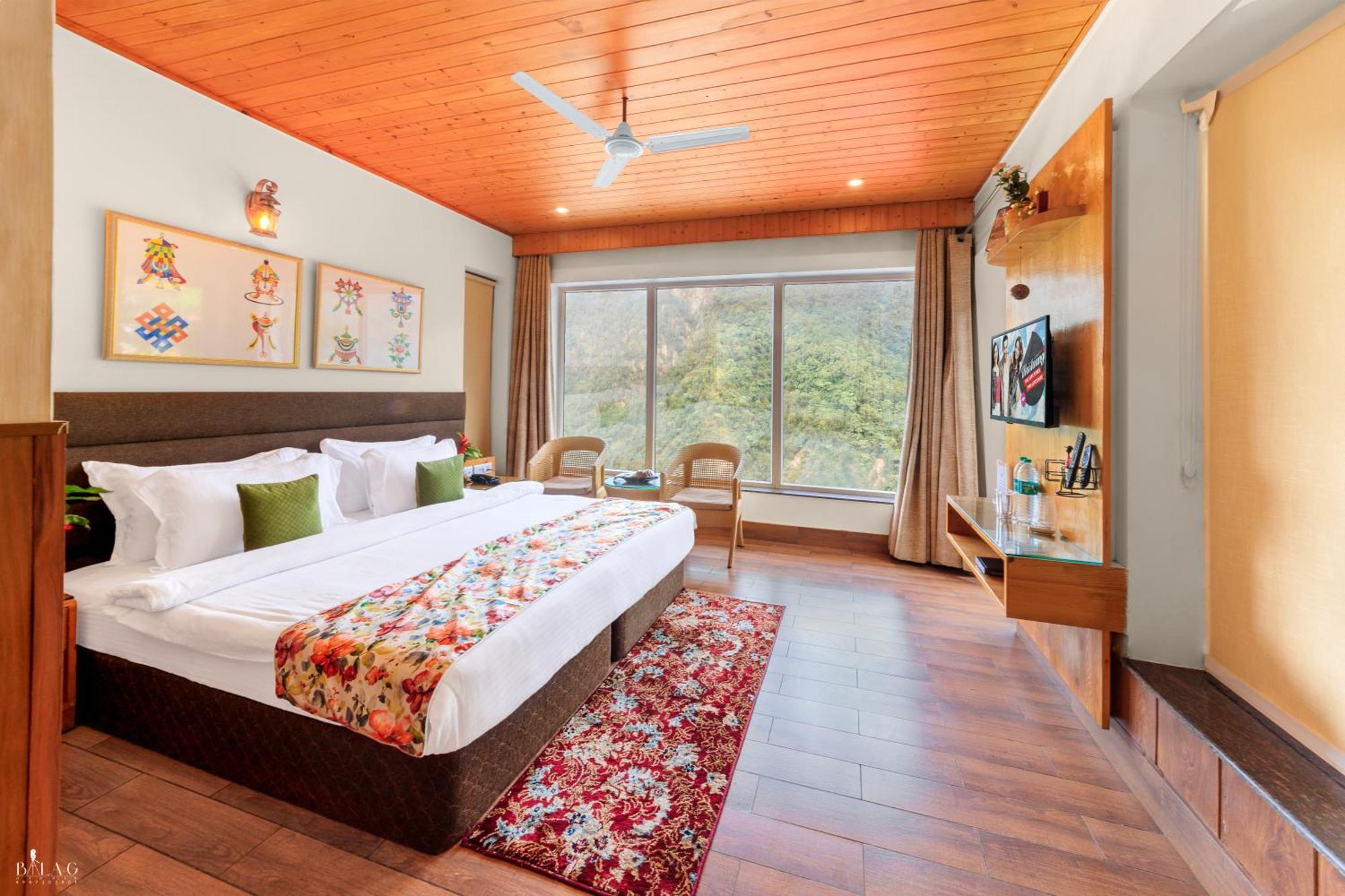Veda5 Ayurveda & Yoga Retreat Hotel Risikés Kültér fotó