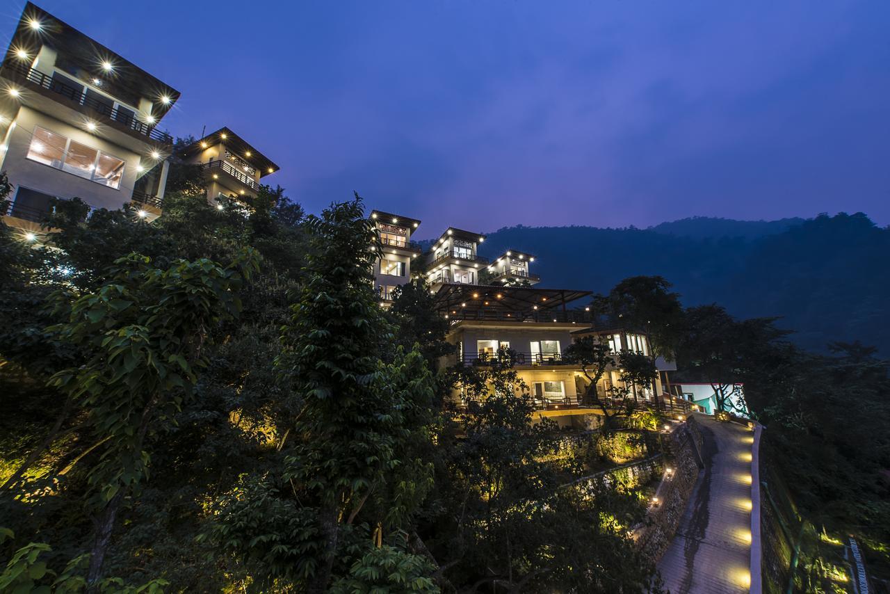 Veda5 Ayurveda & Yoga Retreat Hotel Risikés Kültér fotó
