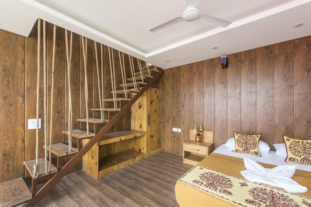 Veda5 Ayurveda & Yoga Retreat Hotel Risikés Kültér fotó
