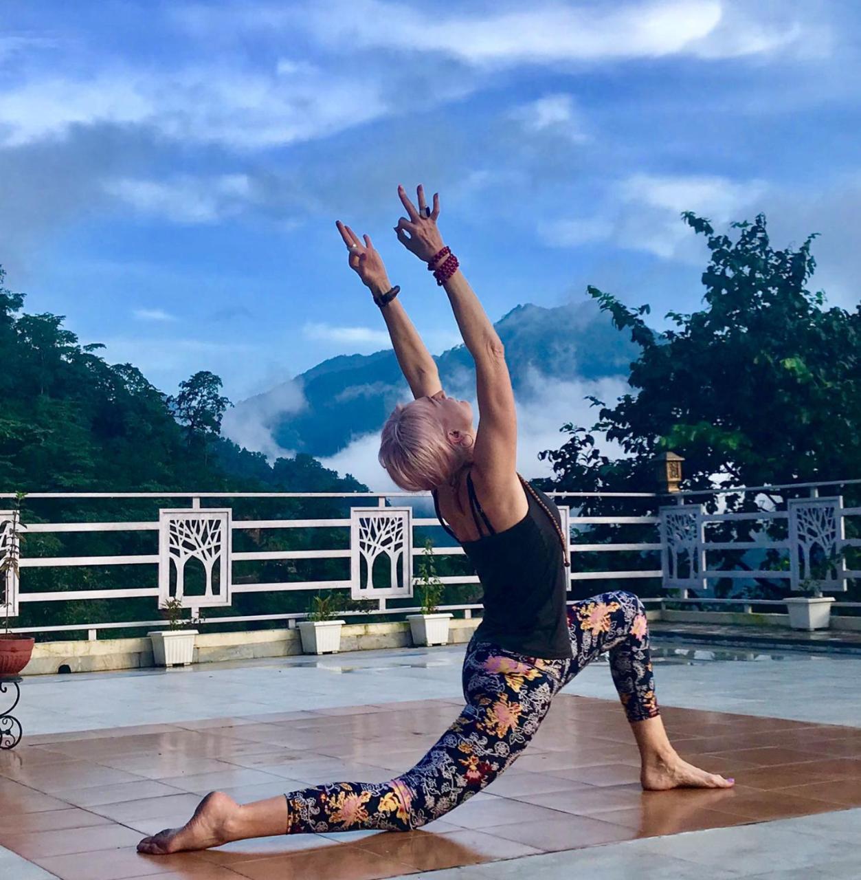 Veda5 Ayurveda & Yoga Retreat Hotel Risikés Kültér fotó