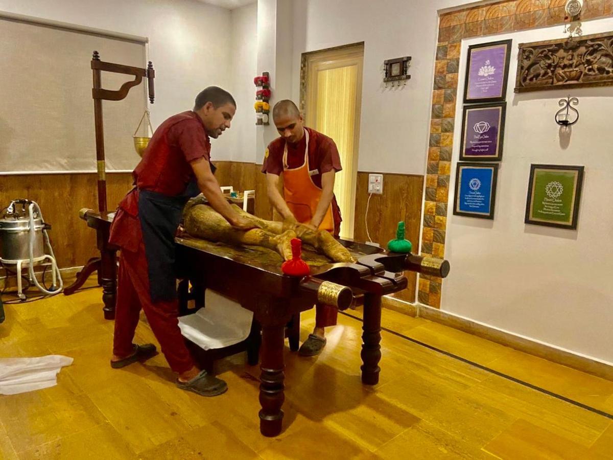 Veda5 Ayurveda & Yoga Retreat Hotel Risikés Kültér fotó